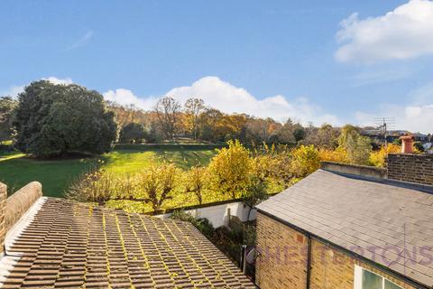 4 bedroom terraced house for sale, Chevening Road, Greenwich, SE10