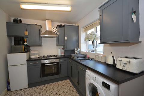 2 bedroom semi-detached house for sale, St. James Close, Leeds, West Yorkshire