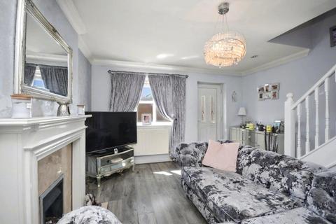 undefined, St. James Close, Leeds, West Yorkshire