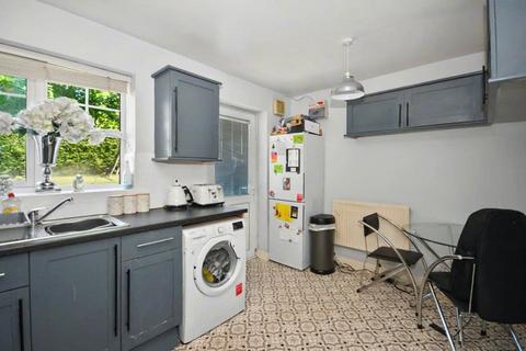 undefined, St. James Close, Leeds, West Yorkshire