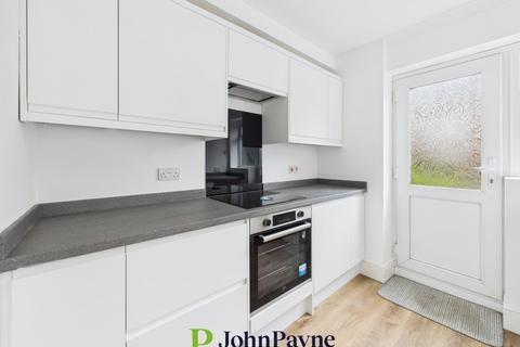 3 bedroom semi-detached house for sale, Seedfield Croft, Cheylesmore, Coventry, CV3