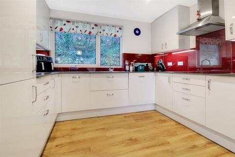 2 bedroom apartment for sale, Trinity Court, Westward Ho!, Bideford, Devon, EX39