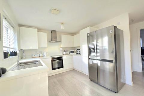 3 bedroom end of terrace house for sale, Fulmar Road, Bude, Cornwall, EX23