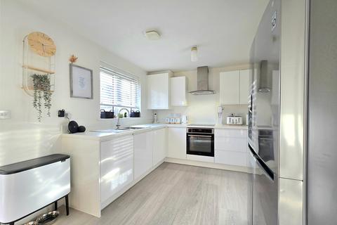 3 bedroom end of terrace house for sale, Fulmar Road, Bude, Cornwall, EX23