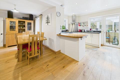 undefined, Milton-under-Wychwood, Chipping Norton OX7