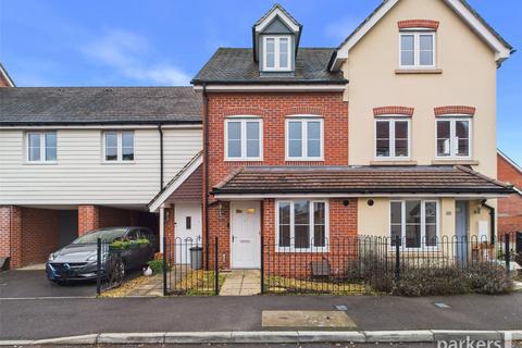 Elm Drive, Reading RG5