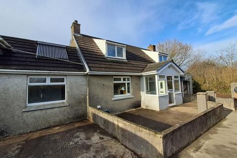 undefined, Clynderwen