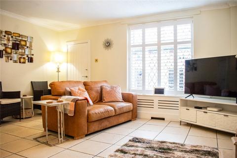 3 bedroom terraced house for sale, Kingham Drive, Manchester, Greater Manchester, M4