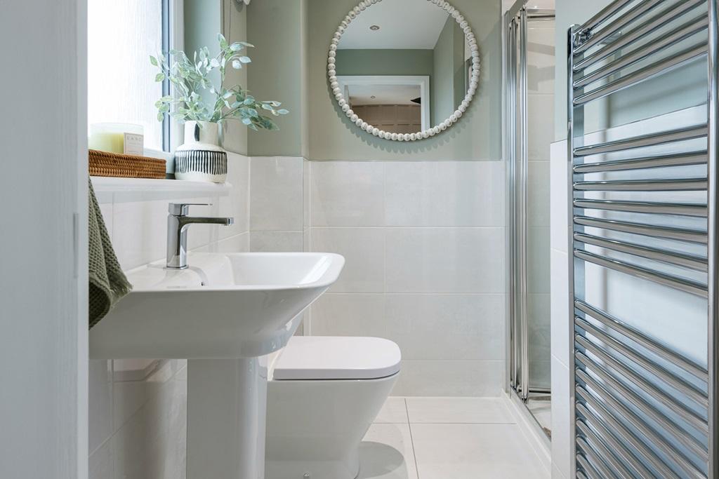 An en suite away from the family