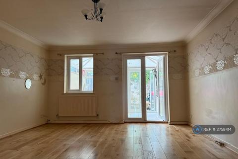 4 bedroom terraced house to rent, Donnington Close, Witney, OX28