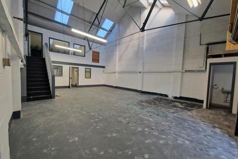 Warehouse to rent, Brockhampton Ln Havant PO9 1JB
