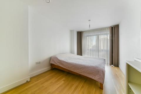 2 bedroom flat to rent, Osiers Street, SW18