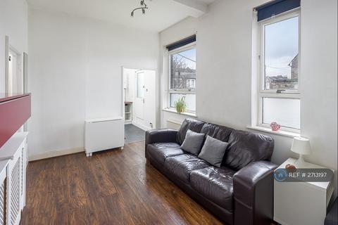 1 bedroom flat to rent, High Road, London, N15