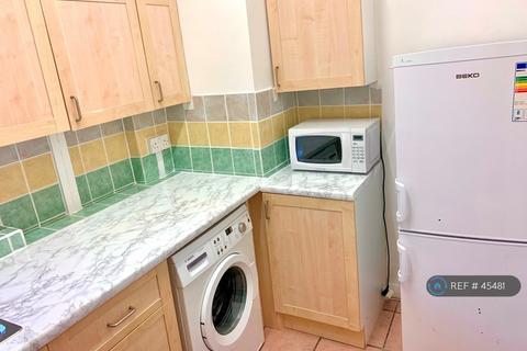 1 bedroom flat to rent, Neckinger Estate, London, SE16
