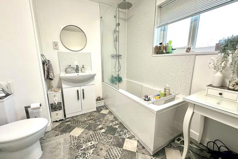 undefined, Flat 11 Ladybower Court Bradway Sheffield S17 4NF