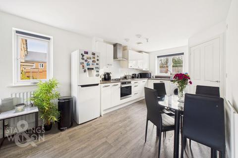 2 bedroom semi-detached house for sale, Magpie Place, Wymondham