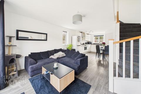 2 bedroom semi-detached house for sale, Magpie Place, Wymondham