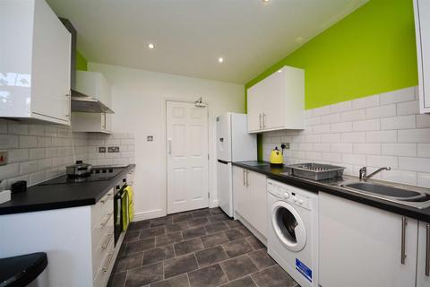 1 bedroom in a house share to rent, Gidlow Lane, Springfield, Wigan, WN6 7PH