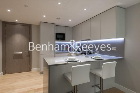 undefined, Vaughan Way, London Dock E1W