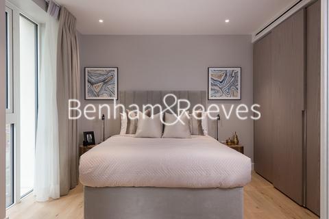 undefined, Vaughan Way, London Dock E1W