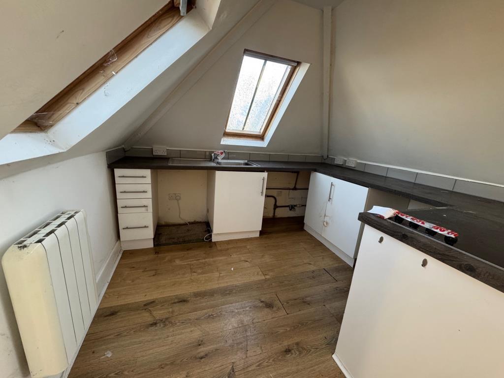 Flat 5 kitchen area