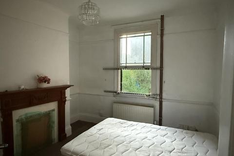 2 bedroom terraced house for sale, 13 Darnley Street, Gravesend, Kent