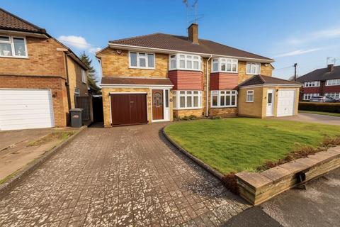 3 bedroom semi-detached house for sale, Ravenbank Road, Luton, LU2 8EJ
