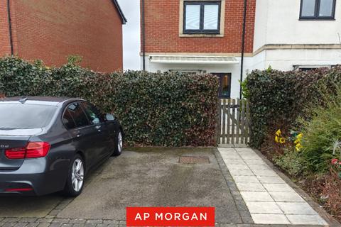 3 bedroom end of terrace house for sale, Parkgate Mews, Solihull B90