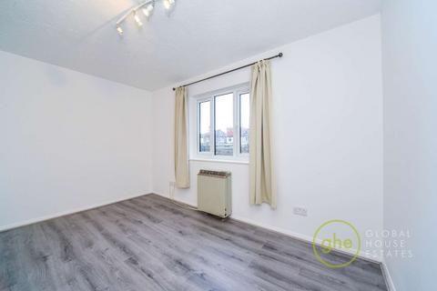1 bedroom flat to rent, Allington Close, Greenford, London