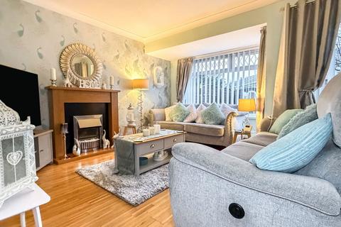 undefined, Woodleigh Drive, Hull HU7