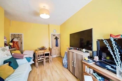 2 bedroom terraced house for sale, Henry Street, Lincolnshire LN5