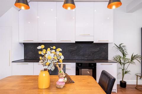 undefined, Darwin Road, london, W5