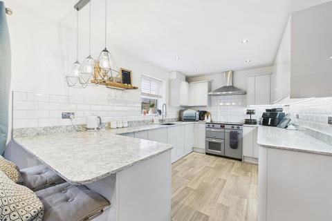 4 bedroom detached house for sale, Main Street, Buckton