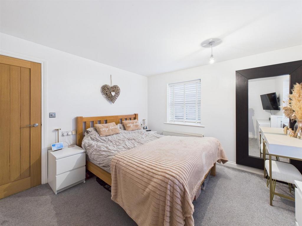 Bedroom:
