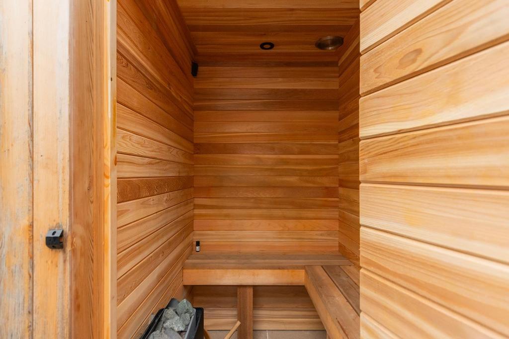 1 A9 RWL - Sauna B.jpg