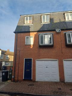 2 bedroom end of terrace house to rent, Suffolk Place, Great Yarmouth NR30