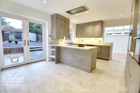 undefined, Gubbins Lane, Harold Wood
