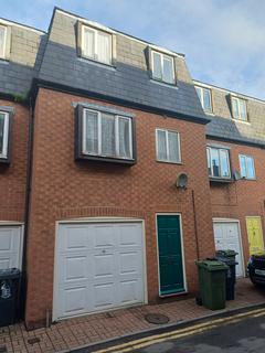 2 bedroom terraced house to rent, Suffolk Place, Great Yarmouth NR30