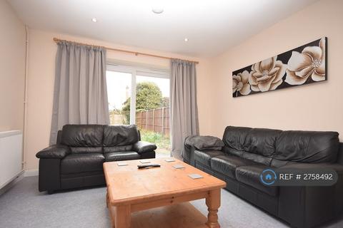undefined, Westway, Sussex, PO22