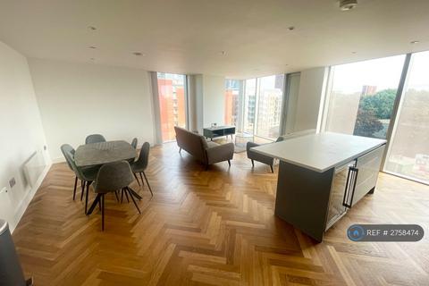 3 bedroom flat to rent, South Tower Deansgate Square, Manchester, M15