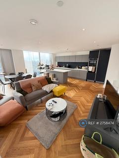 3 bedroom flat to rent, South Tower Deansgate Square, Manchester, M15