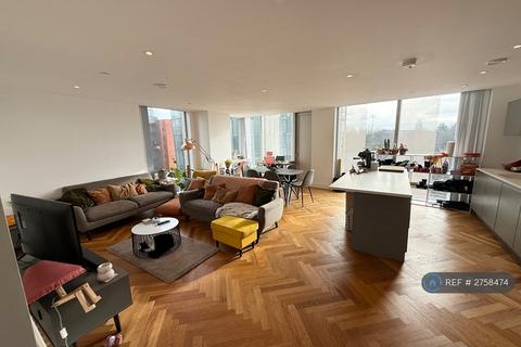 3 bedroom flat to rent, South Tower Deansgate Square, Manchester, M15