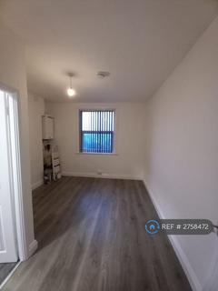 1 bedroom flat to rent, Grange Road, Ramsgate, CT11