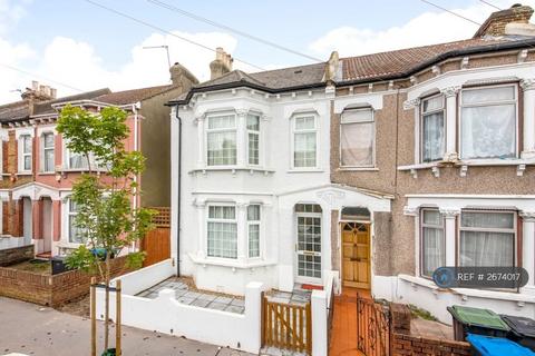 3 bedroom end of terrace house to rent, Ecclesbourne Road, Thornton Heath, CR7