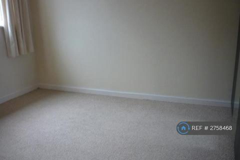 3 bedroom terraced house to rent, Tudor Walk, Newcastle Upon Tyne, NE3
