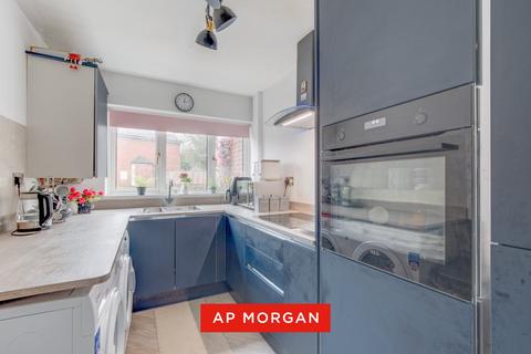 3 bedroom semi-detached house for sale, Milcote Close, Greenlands, Redditch, B98