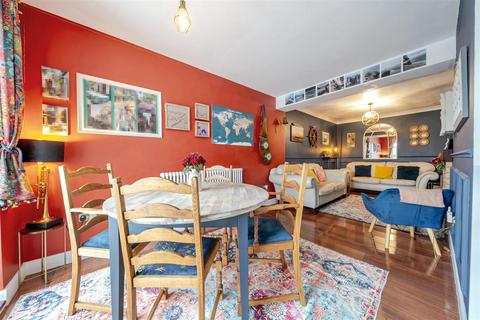 4 bedroom detached house for sale, Northchurch, Berkhamsted