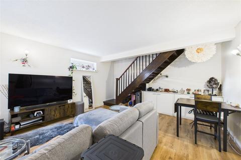 2 bedroom end of terrace house for sale, Hexham Close, Owlsmoor, Sandhurst, Berkshire, GU47