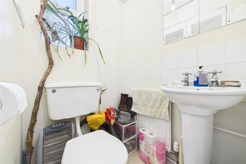2 bedroom end of terrace house for sale, Hexham Close, Owlsmoor, Sandhurst, Berkshire, GU47