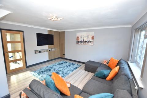4 bedroom link detached house for sale, Comfrey Close, Hampshire GU14